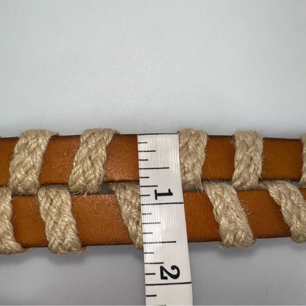 Linea Pelle size S Anthropologie Leather Adjustable Women Belt Ivory Tan